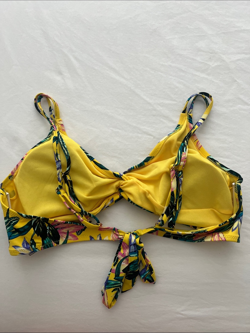 Jessica Simpson Yellow Tropical Floral Bikini Top - Picture 2 of 3